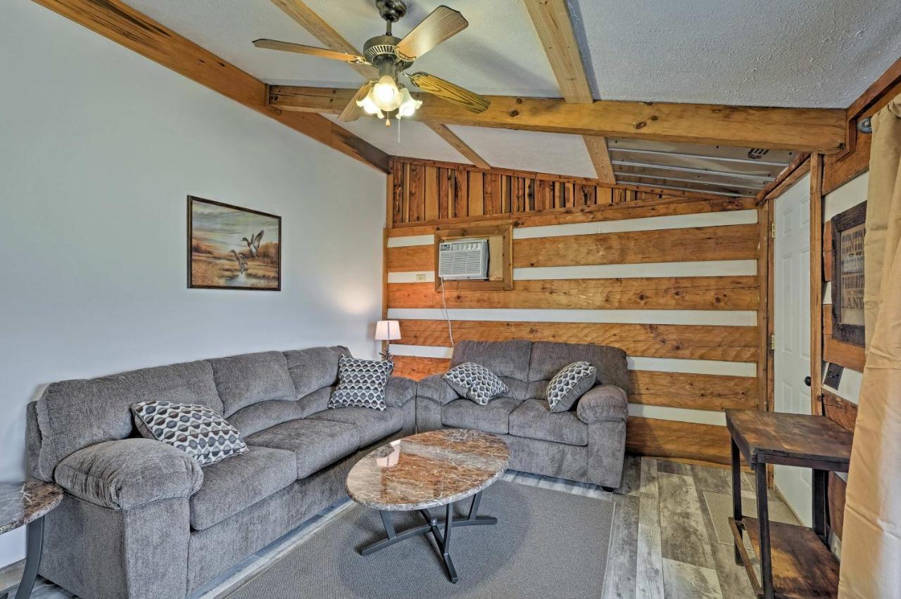Rogersville Barn Apartment On 27 Acres With Pond! Luaran gambar